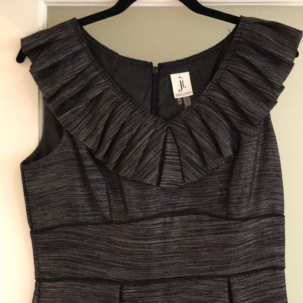 Sleeveless Graphite Dress - Picture 4 of 10